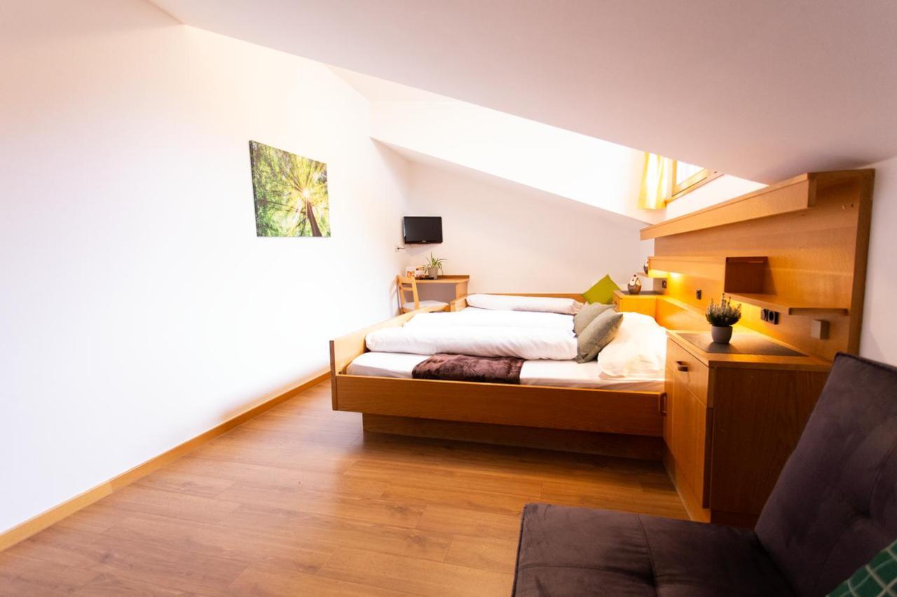 Almhotel Bergerhof Sarentino Bagian luar foto