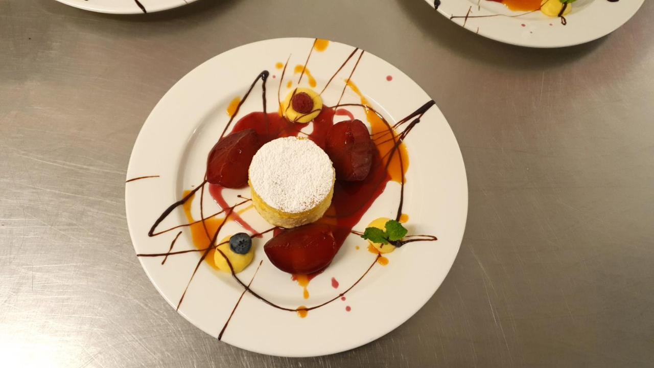 Almhotel Bergerhof Sarentino Bagian luar foto